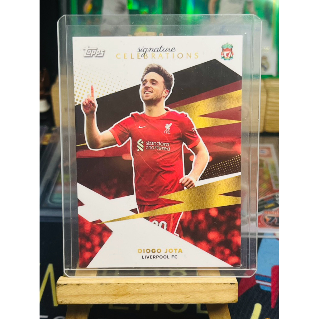Thẻ bóng đá Diogo Jota Liverpool Signature Celebrations Topps Liverpool Team Set 2021/22
