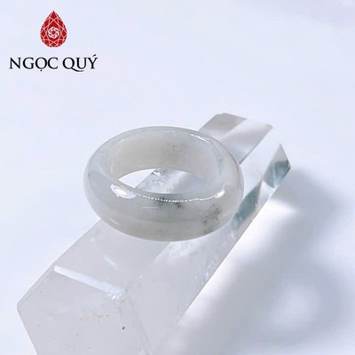 Nhẫn cẩm thạch A Myanmar - Nhẫn ngọc phỉ thúy type A bạch ngọc điểm gà đen LM44 - Ngọc Quý