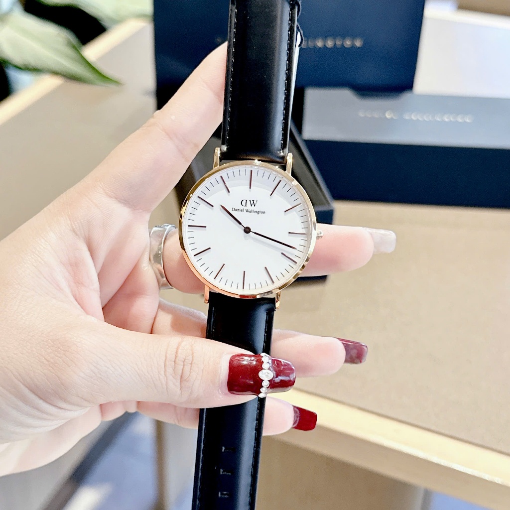 Đồng hồ nam cao cấp dây da  DW00100007 size 40,  máy pin, chống nước, Ful box, Luxury Diamond Watch