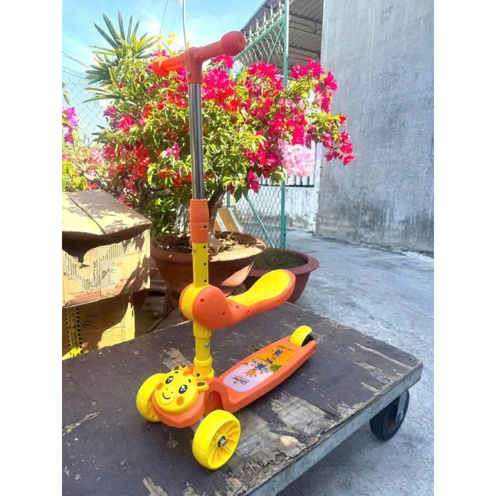 Xe trượt Scooter 2tầng grow quà tặng từ sữa