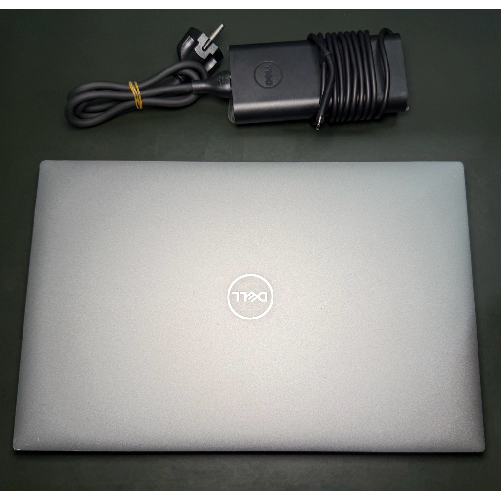 (Tặng chuột Logitech) - Laptop Dell precision 5560 4K touch (i9 11950H/32G/512G/A2000/pin 70%) - use