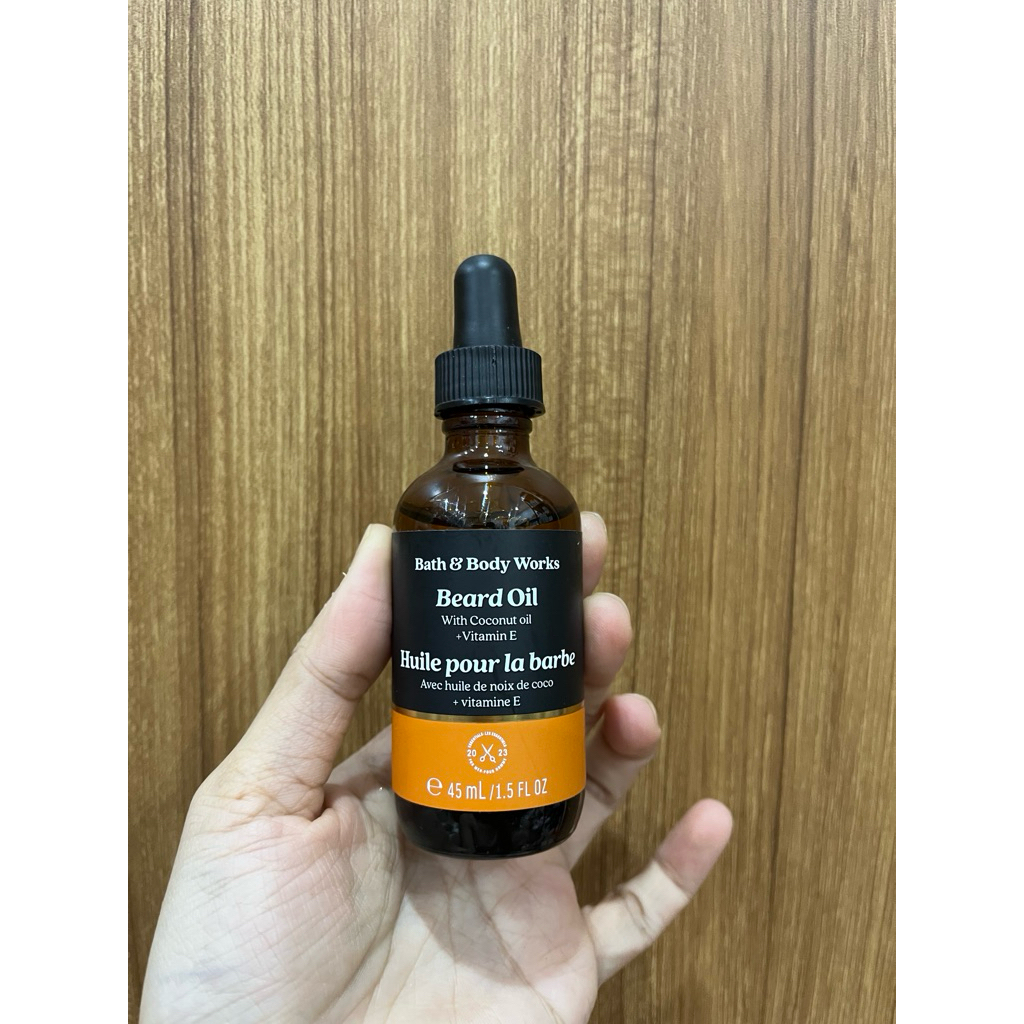 Dầu dưỡng râu (Beard Oil) mang thương hiệu Bath & Body Works
