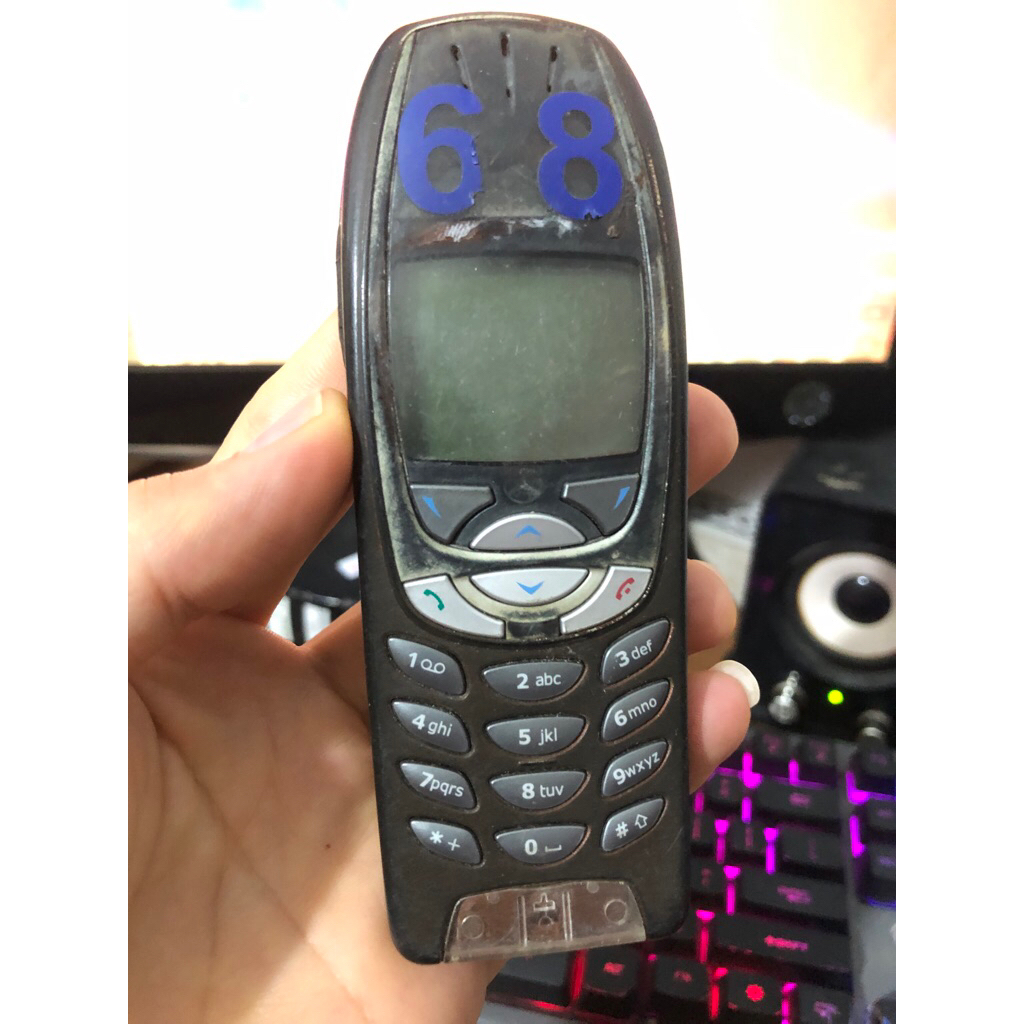 Xác Nokia 6310i không  bin màn còn lành, bán tù mù cho ae về ngâm cứu xào chẻ