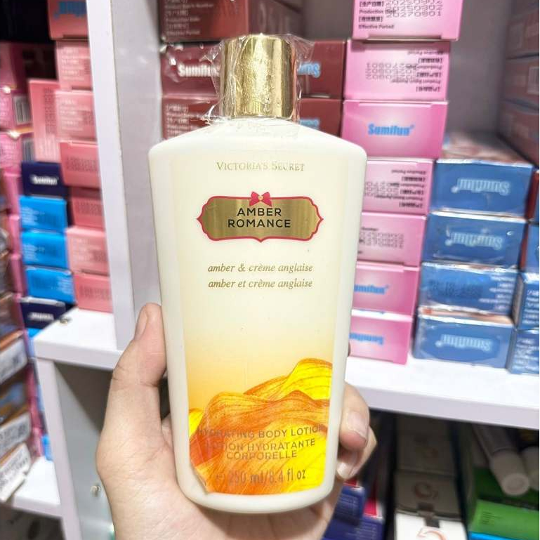 Sữa Dưỡng Thể Victoria'S Secret Amber Romance Lotion