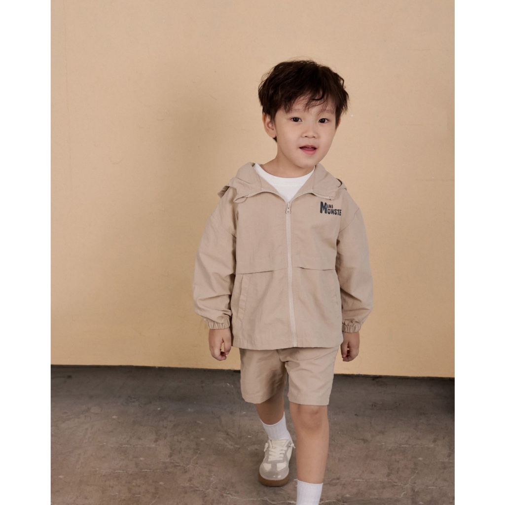[MIMONSTER] Set Áo gió & Quần gió Mini màu be dễ mặc cho bé trai