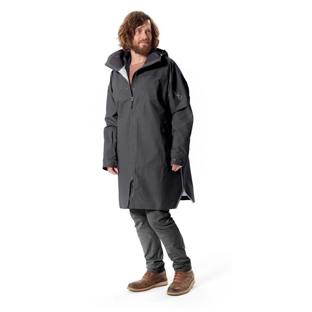Khoác dáng dài Koppencap Poncho Tokyo Parka, mẫu unisex phù hợp cho cả nam và nữ. Dáng dài, xẻ tà 2 