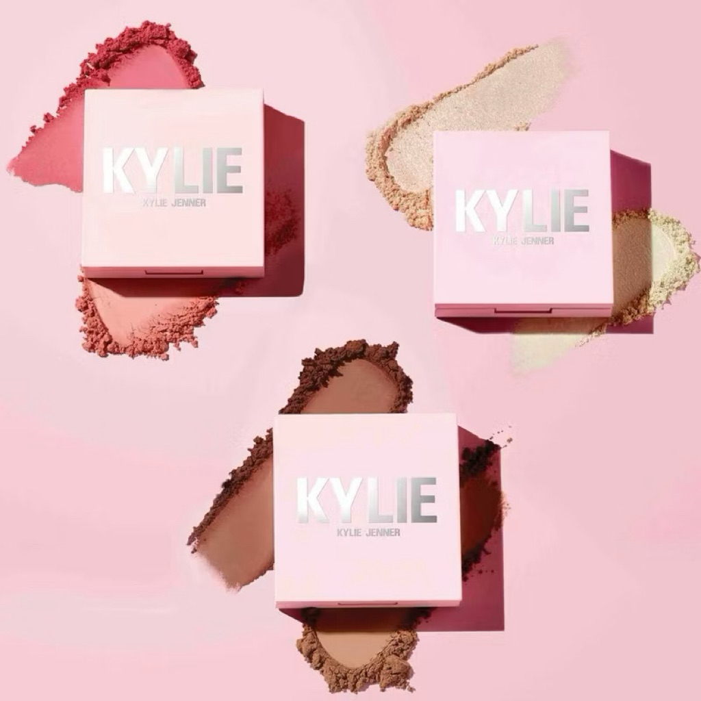 Phấn Má Hồng Kylie Jenner Pressed Blush Powder Lên Màu Tự Nhiên, Dễ Tán, Mỏng Nhẹ