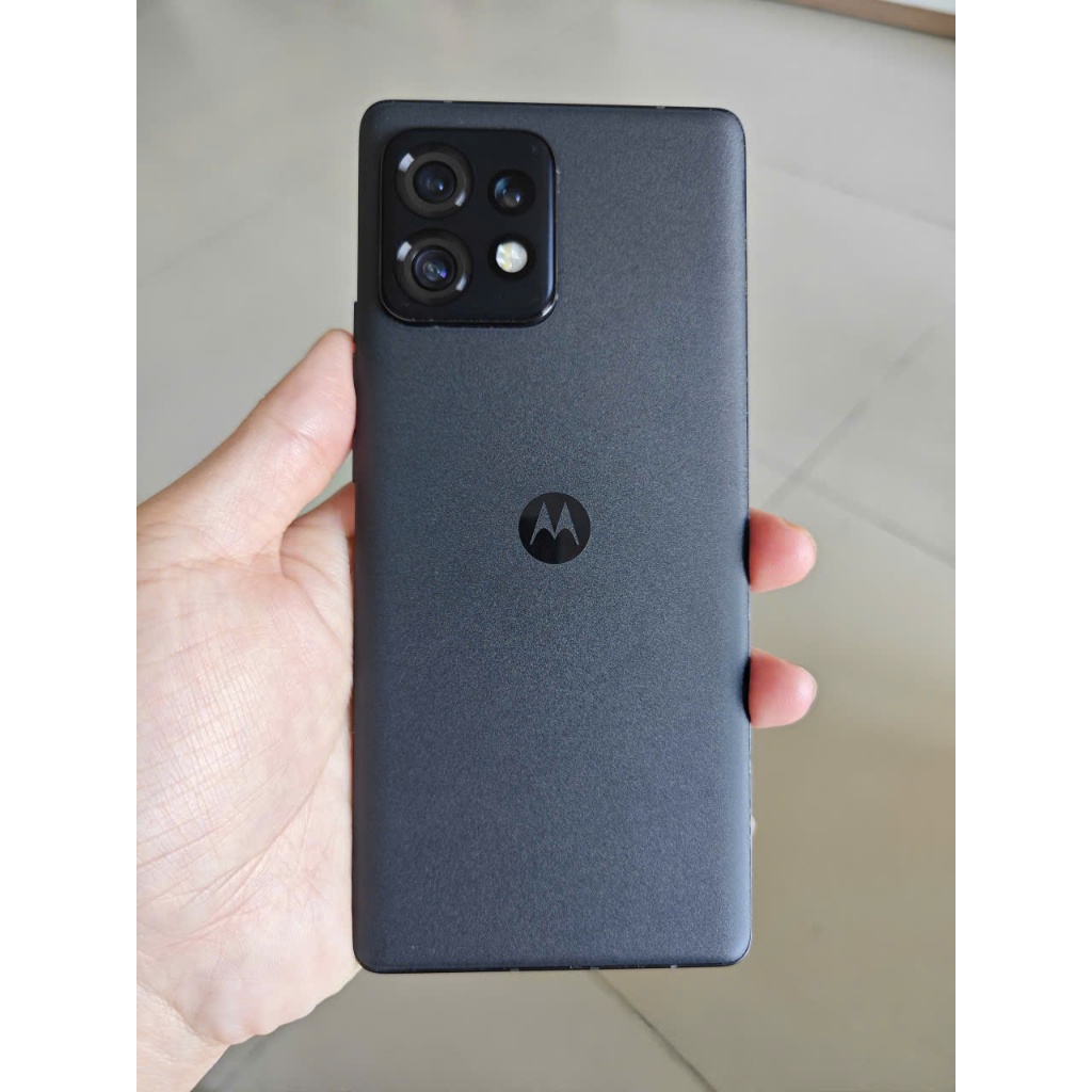 Motorola Edge Plus 2023 - Snapdragon 8 Gen 2, màn hình 165hZ