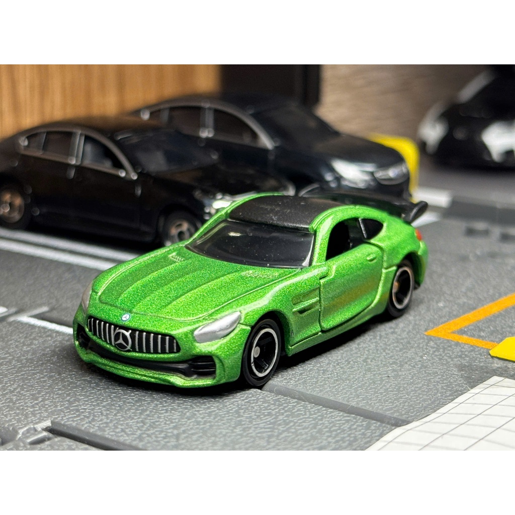 Tomica No.7 Mercedes AMG GTR 1/65 (Mới, Không hộp)