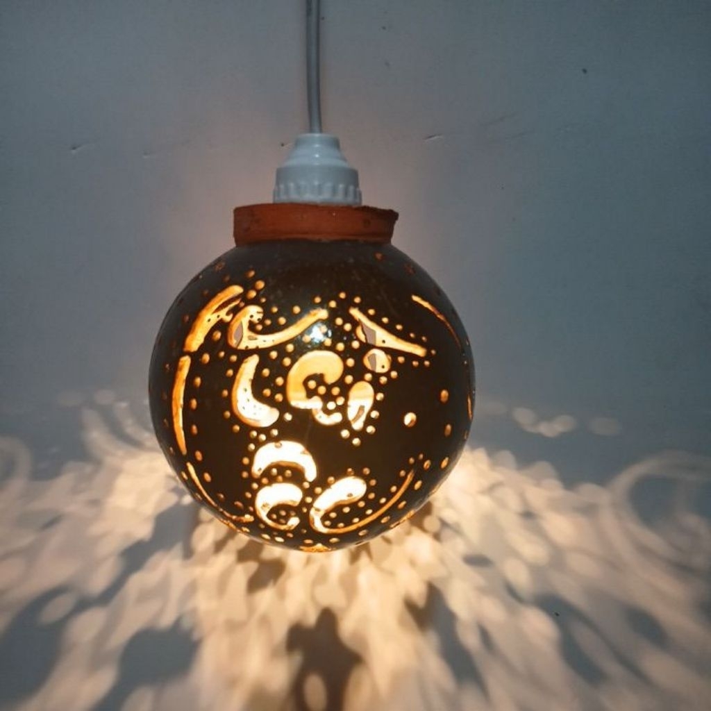 Đèn gáo dừa deco trang trí phòng ngủ sáng tạo.