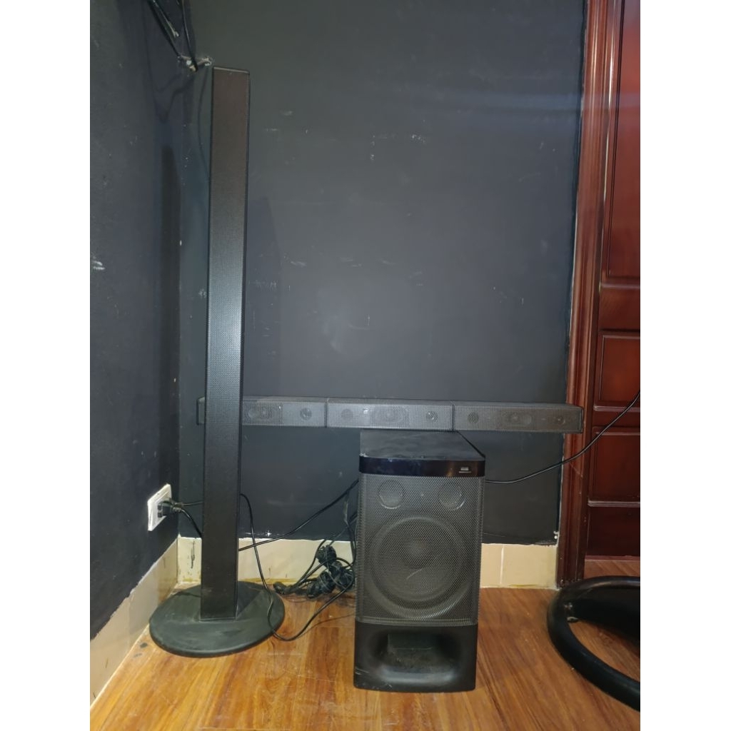 Bộ dàn âm thanh Sony HT-S700RF 5.1