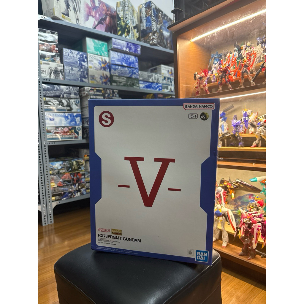 Master Grade (MG) 1/100 RX78FRGMT GUNDAM