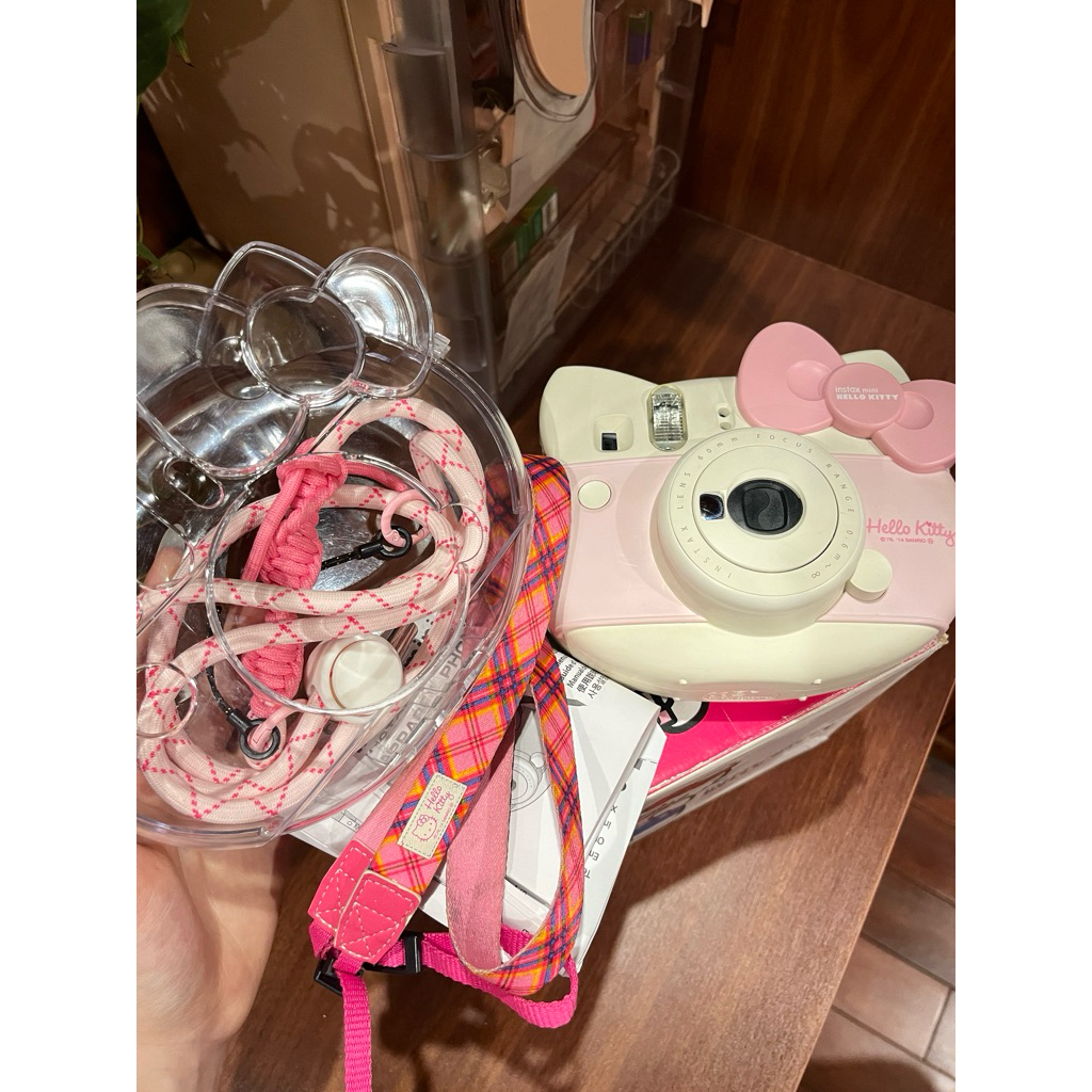 FUJIFILM INSTAX MINI 9 HELLO KITTY