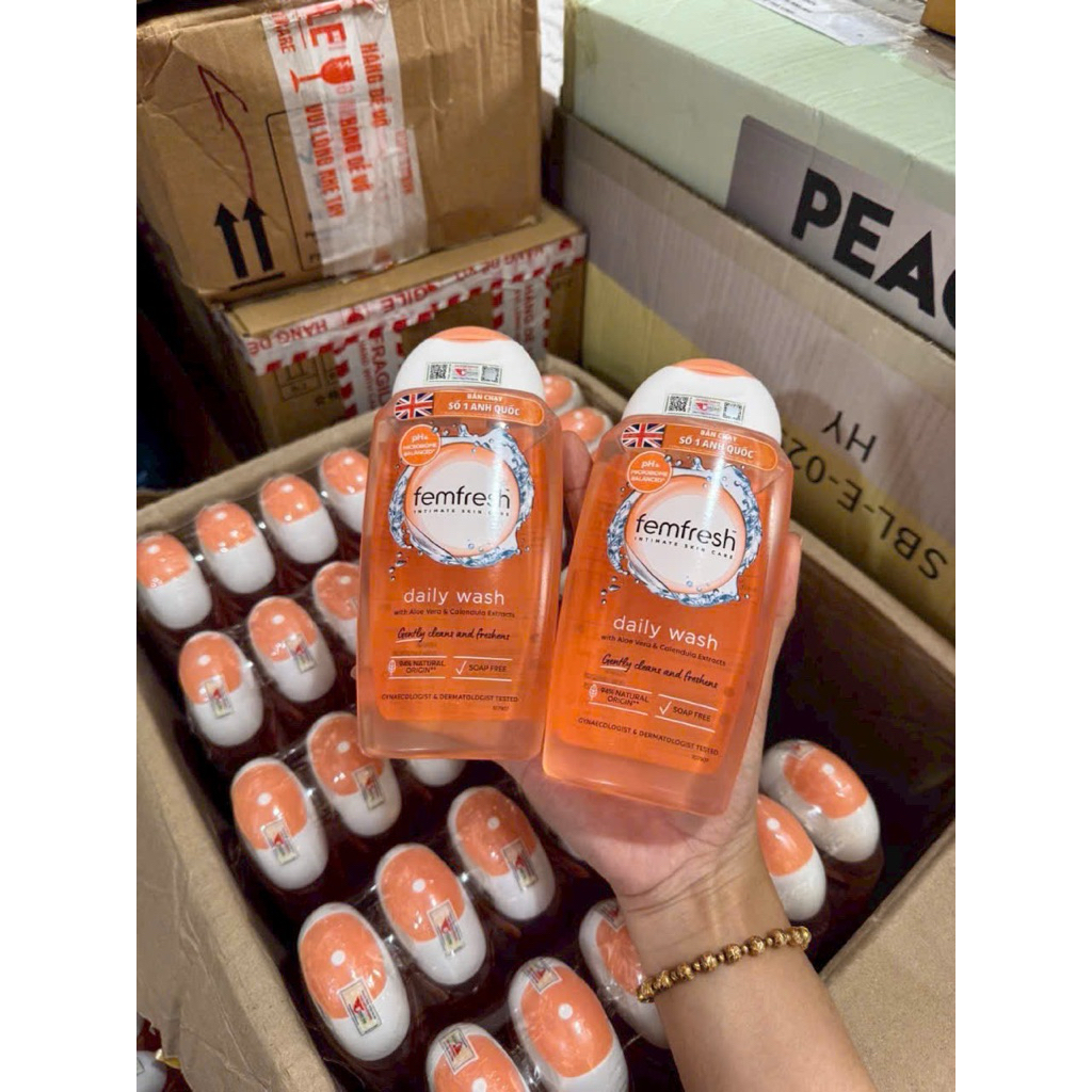 Dung dịch vệ sinh femfresh 250ml chính hãng