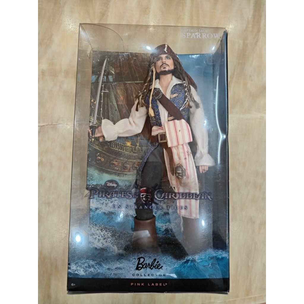 (Dented box) Búp bê barbie doll Ken Pirates Caribbean