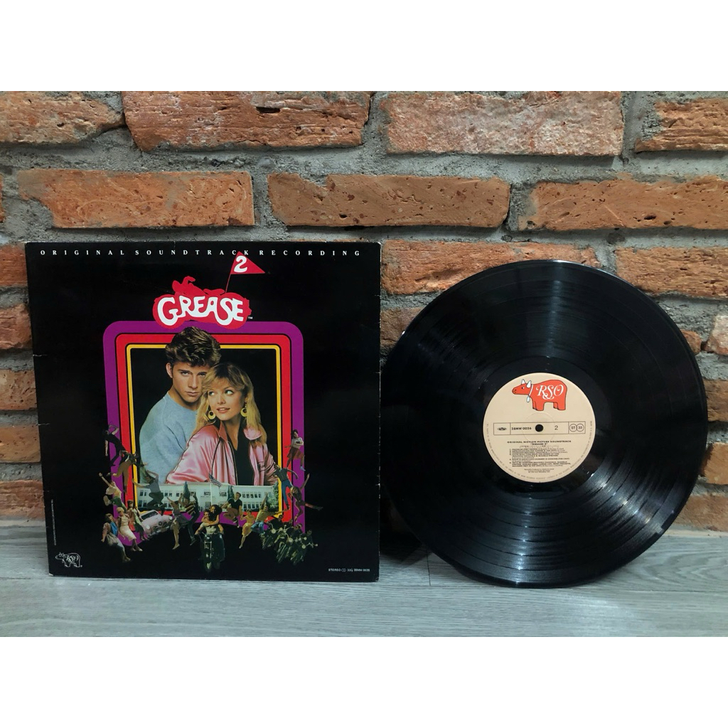 Đĩa than vinyl nhạc phim chính thức cho bộ phim ca nhạc "Grease 2"(Hay)