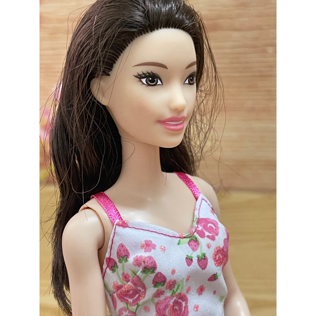Búp bê adventure renee Asian 2015 30cm used