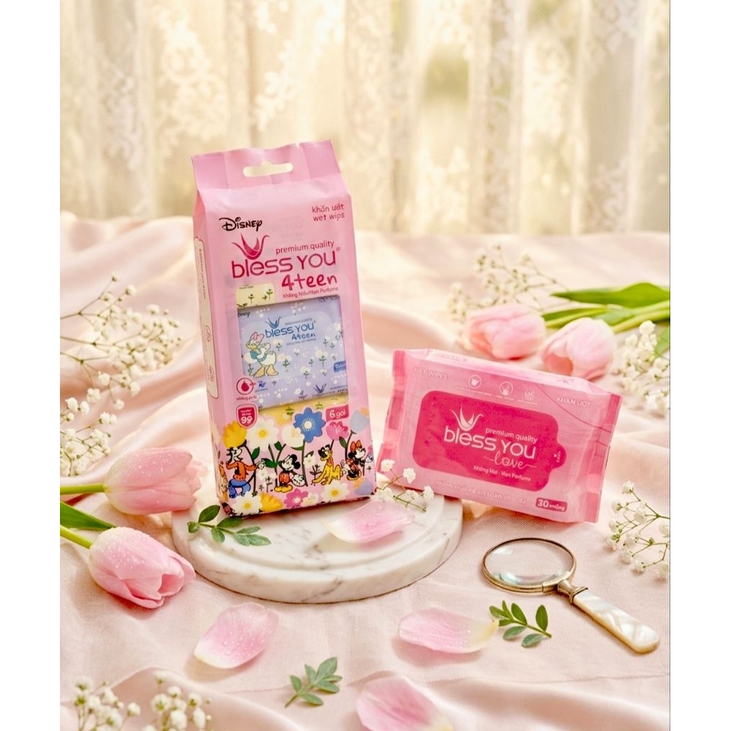 Khăn giấy ướt Bless You 4teen - loại 6 gói & loại 30 miếng