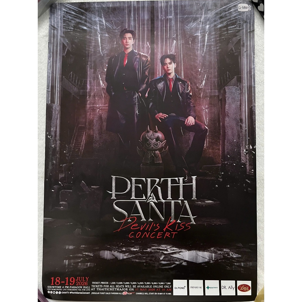 POSTER PERTHSANTA DEVIL'S KISS CONCERT