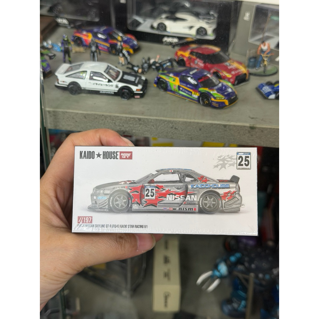 Kaido House x Mini GT 1:64 Nissan Skyline GT-R (R34) Kaido Star Racing