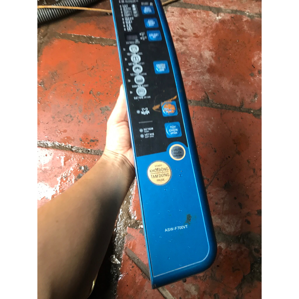 Bo mạch máy giặt Sanyo ASW-F700VT cũ tốt có bị chảy keo như ảnh video