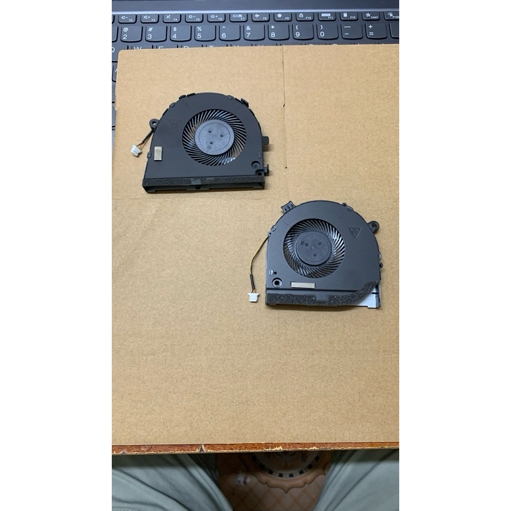 Quạt tản nhiệt Dell G3-3579 G3-3779 Dell G3 3579 Dell G3 3779