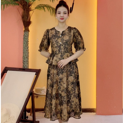 Đầm xòe trung niên cho mẹ - Cổ tròn khoét V kết nút tay lỡ - Nâu hoa - TTV2103