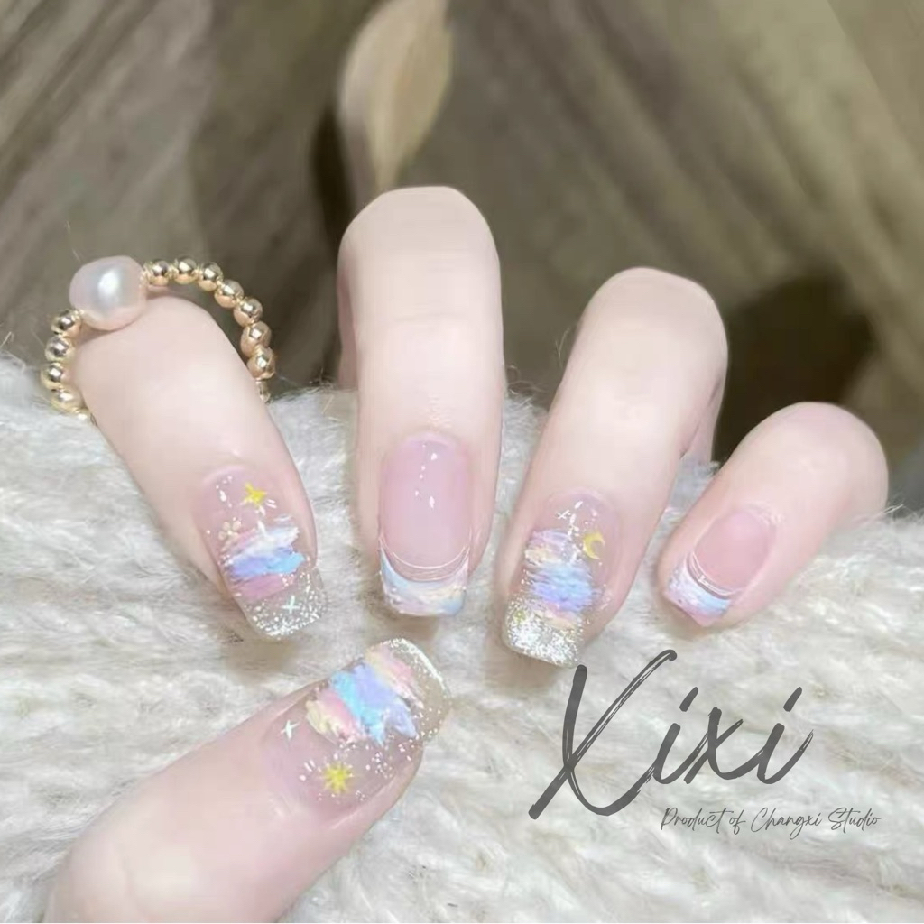 Nailbox thiết kế style Douyin trang trí cầu vồng tone nhẹ nhàng