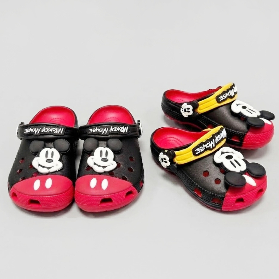 Dép sục classic mickey mouse trẻ em và người lớn hoạ tiết mickey, sục Mickey Mouse đen đỏ unisex