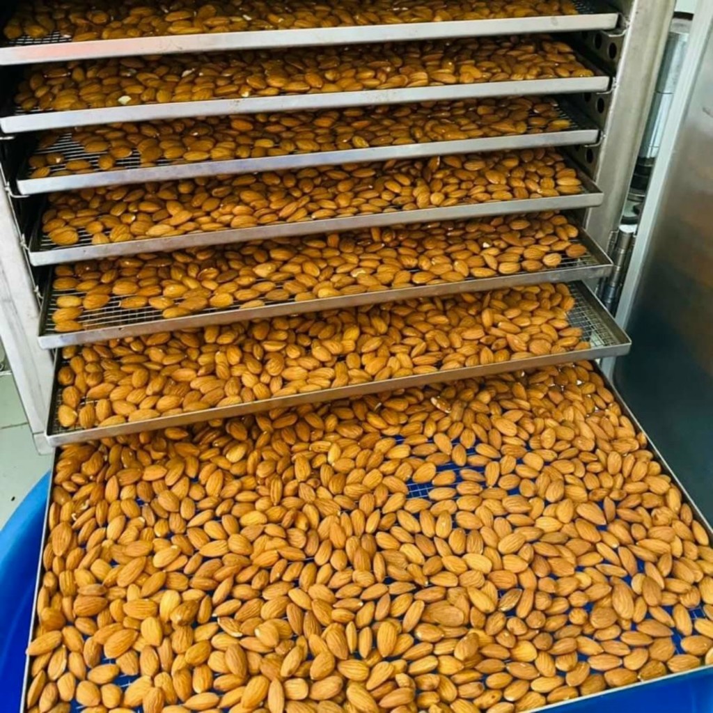 Hạnh nhân rang mộc sẵn hàng nhập khẩu giấy tờ đầy đủ Tuta Foods giao toàn quốc