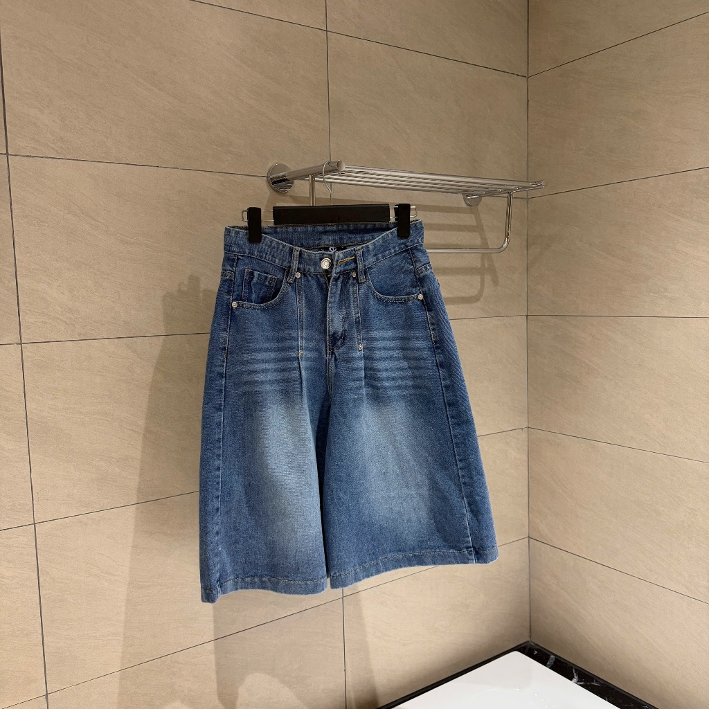 MEDIUM BLUE WASH BAGGY SHORT - Quần Short Baggy Jeans Wash Basic Đơn Giản