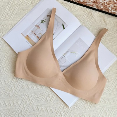 Áo Ngực Chữ V Khoét Sâu Gợi Cảm, Mỏng 1cm Mềm Mại AL8811 Nội Y Chipi