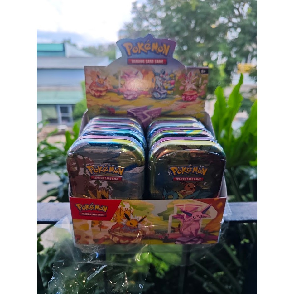 Hộp bài Pokemon: Prismatic Evolutions Mini Tin Display Box