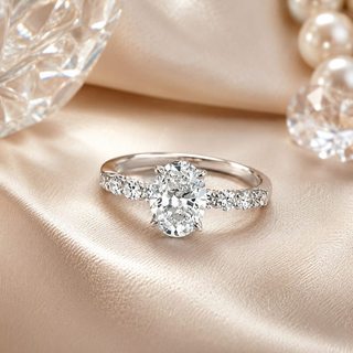 KL0099OVAL Nhẫn Bạc Nữ Eternita Ovale Đai Full Tấm 2.5ly Đá Chủ Oval Cut 7*9ly Kim Cương Nhân Tạo