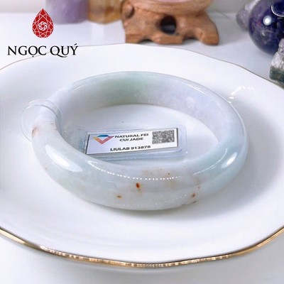 Vòng cẩm thạch A Myanmar - Ngọc phỉ thúy type A bản hẹ xanh điểm tím và huyết ni 58 VL104 (kèm kđ type A) - Ngoc Quý