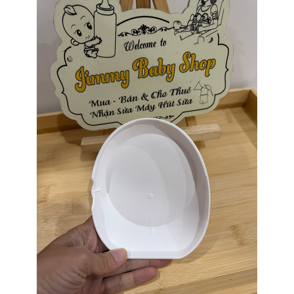 Nắp nhựa đậy phễu cho máy hút sữa Momcozy M9