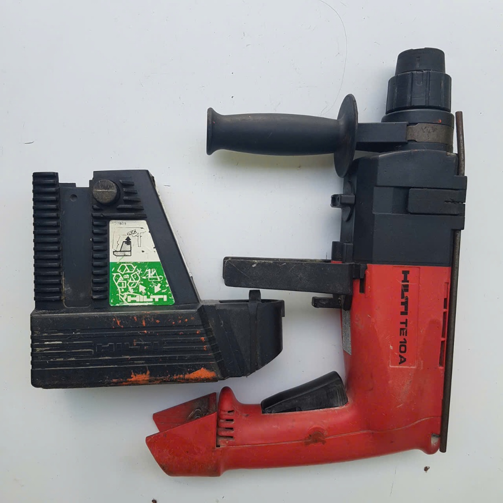 khoan Bêtông pin HILTI TE10A 36v  ( THÂN MÁY + VỎ PIN )
