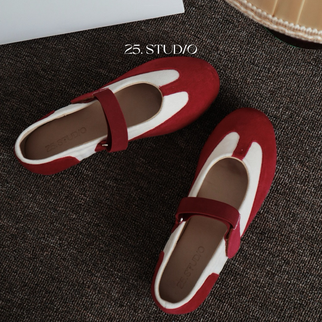 25 STUDIO (Form bé tăng size) Giày búp bê dáng thể thao đế bằng da lộn Mia Ballet Flats