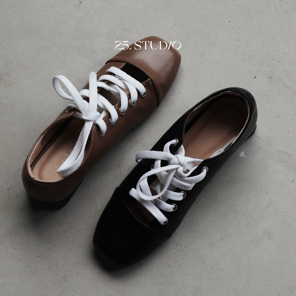 25 STUDIO Giày búp bê thắt dây mũi vuông Lace-up Loafer