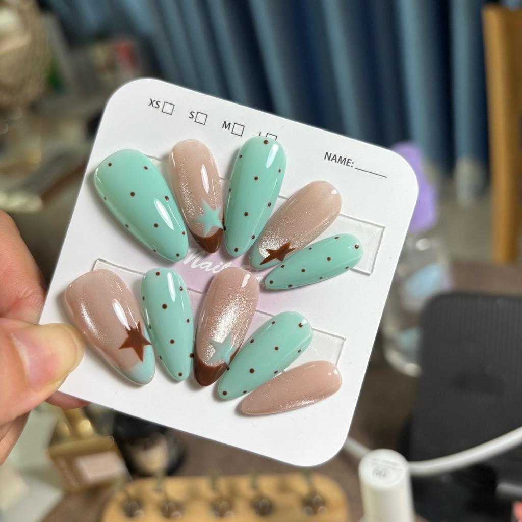 nailbox thiết kế m70 xanh tiffany