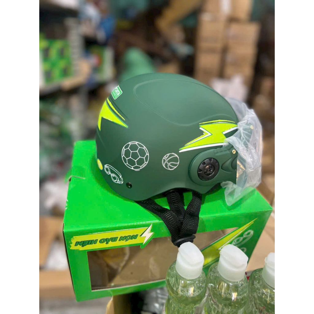 Nón bảo hiểm Chita Helmets có kính