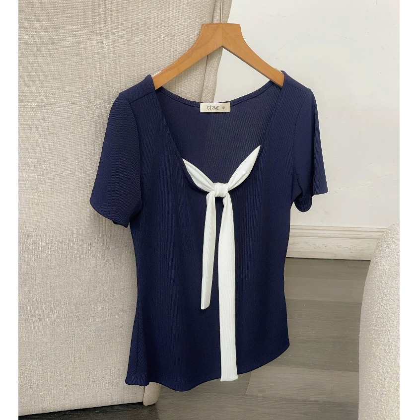 Áo kiểu nữ GERME Heran Shirt cổ vuông dáng ôm phối nơ trắng vải thun co giãn hack dáng AVNH082601
