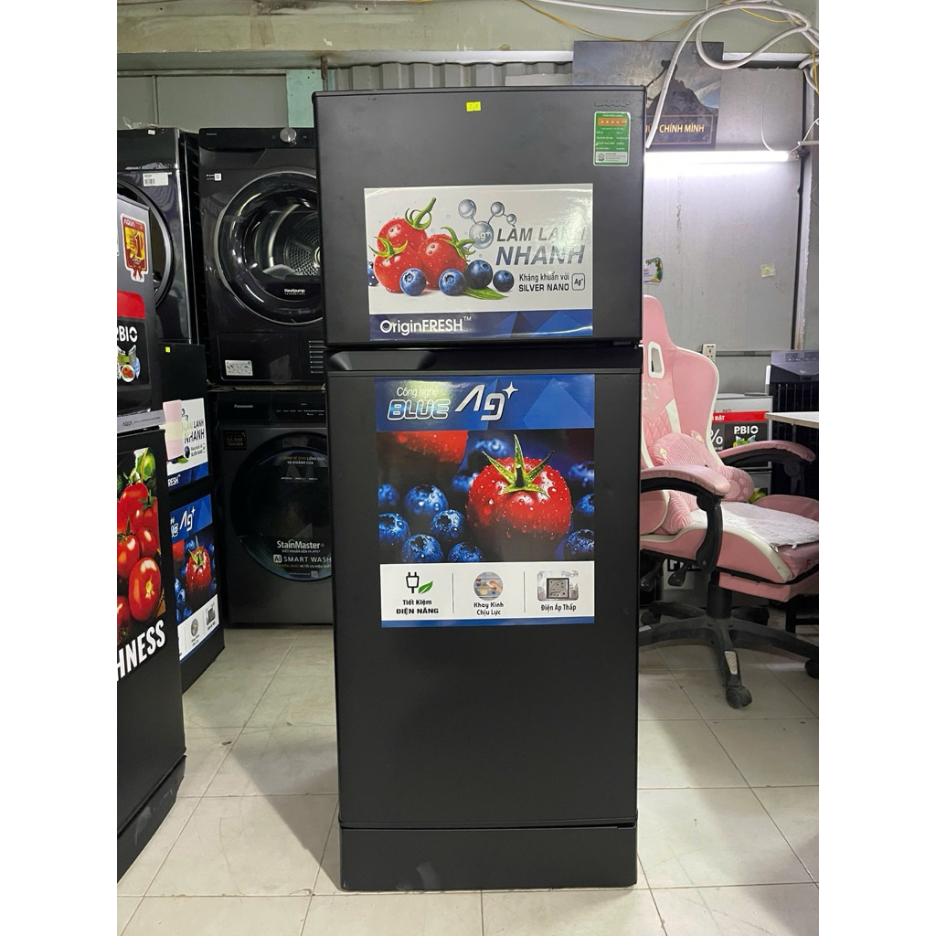 Thanh lý tủ lạnh Sharp 180 lít Hàng còn đẹp, Máy hoạt động tốt, zin, Chỉ giao HCM & lân cận chat trư
