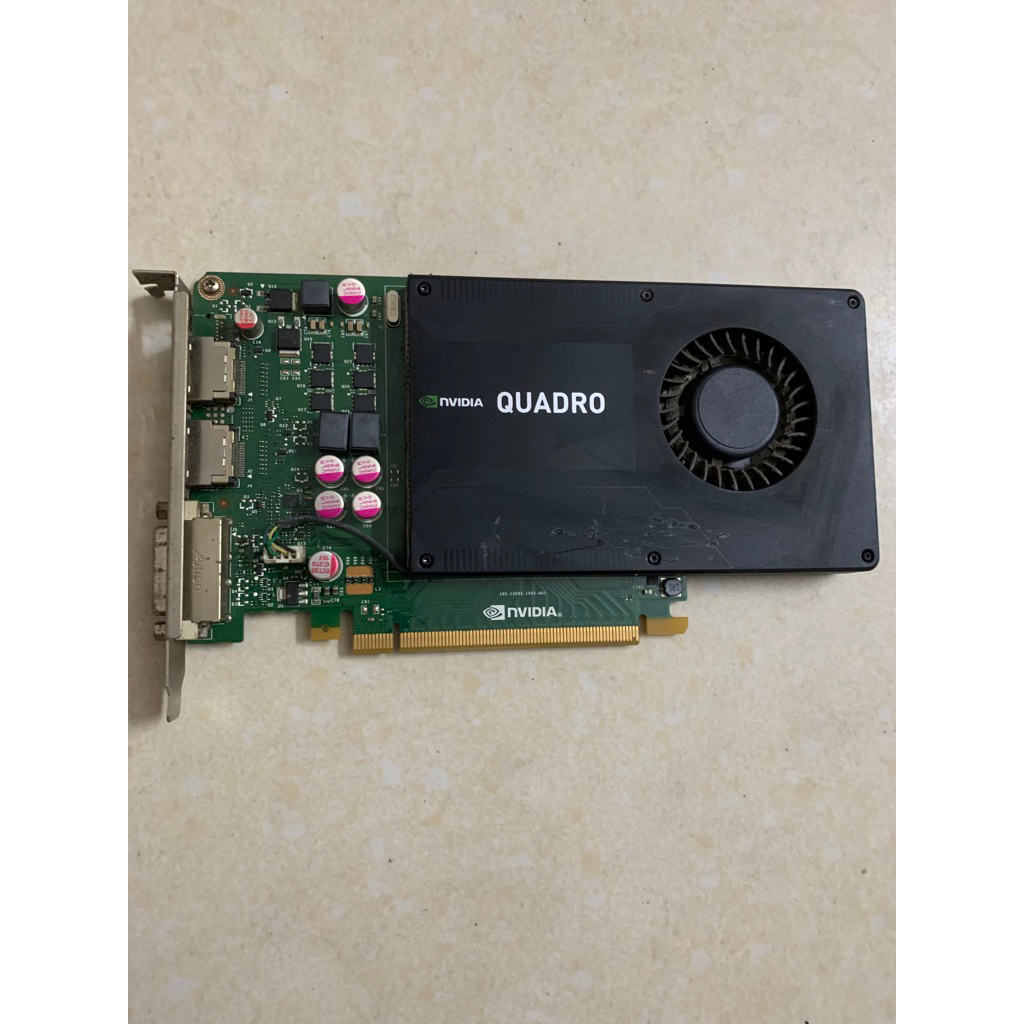 Card Quadro K2000 bị 1 tí như ảnh, hoạt động bình thường