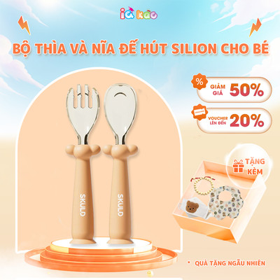 Bộ Thìa Nĩa Ăn Dặm SKULD A4 – Chất Liệu PPSU, Đầu Thìa Sâu 10mm, Đế Hút Dựng Đứng Cho Bé