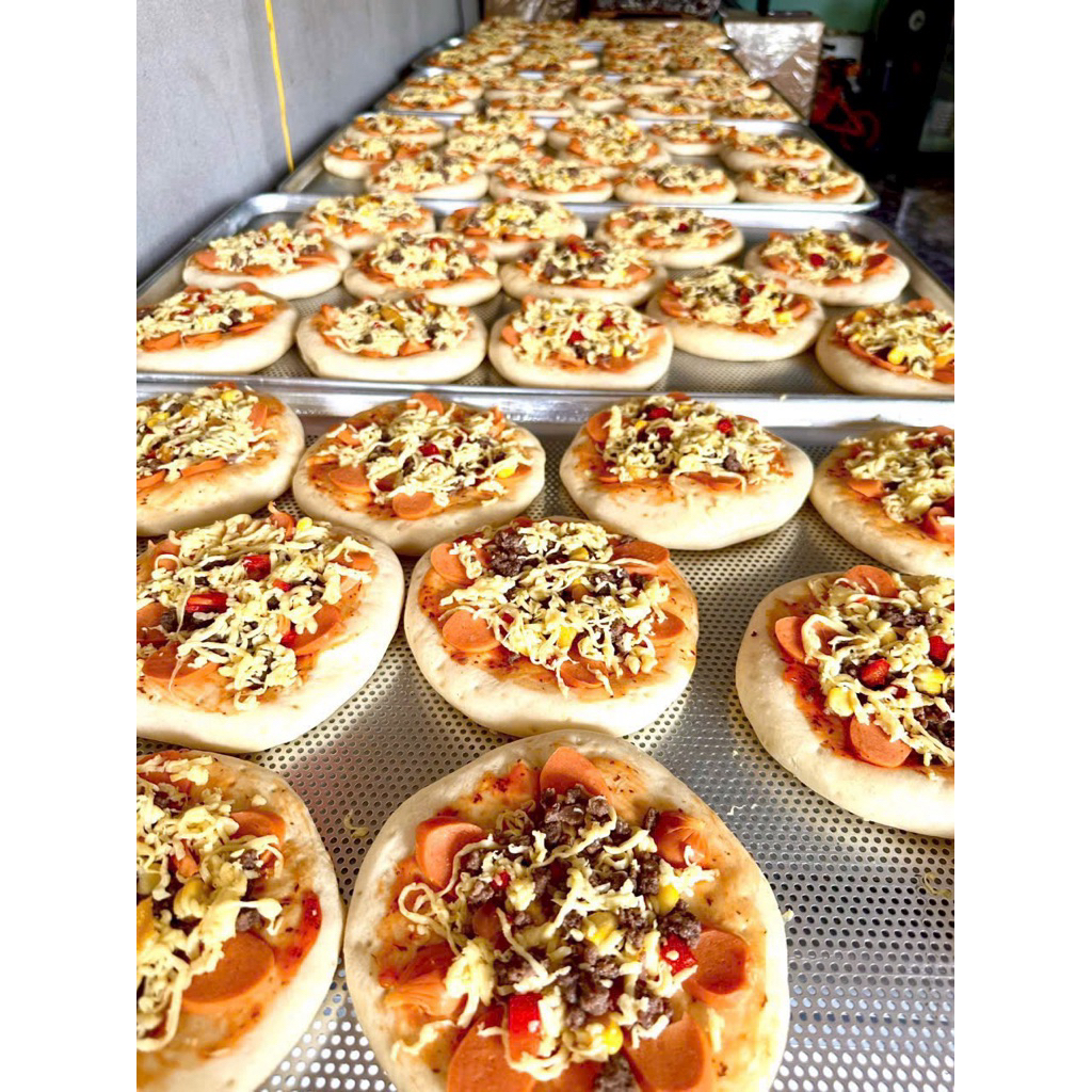 Pizza Bò  ( NGON - BỔ - RẺ - TIỆN LỢI vị:Pizza Hải Sản  Pizza Xúc xích  Pizza Thịt Bò size 15 )