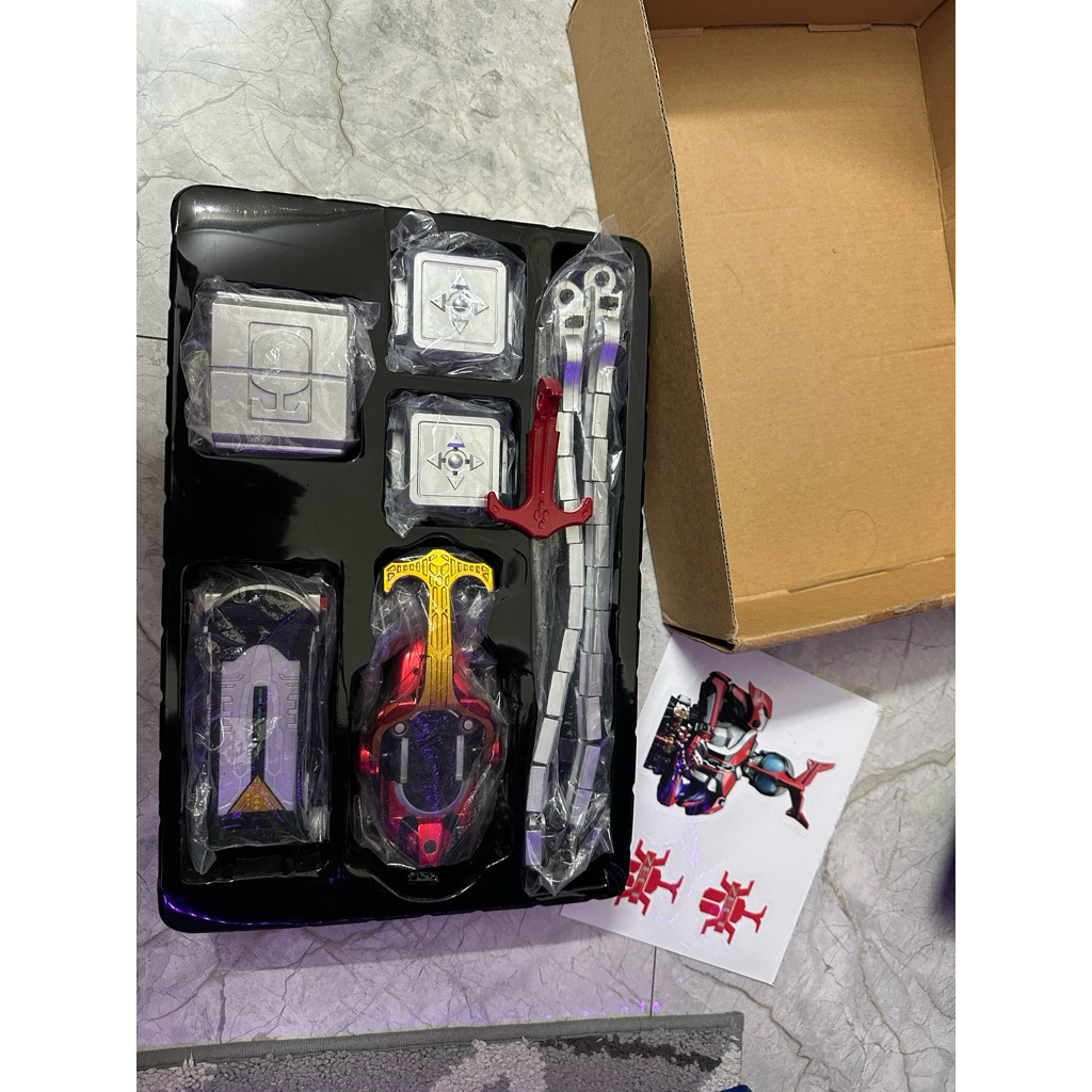 Kabuto csm 2.0 bootleg 2nd (ib để nhận thêm quà)
