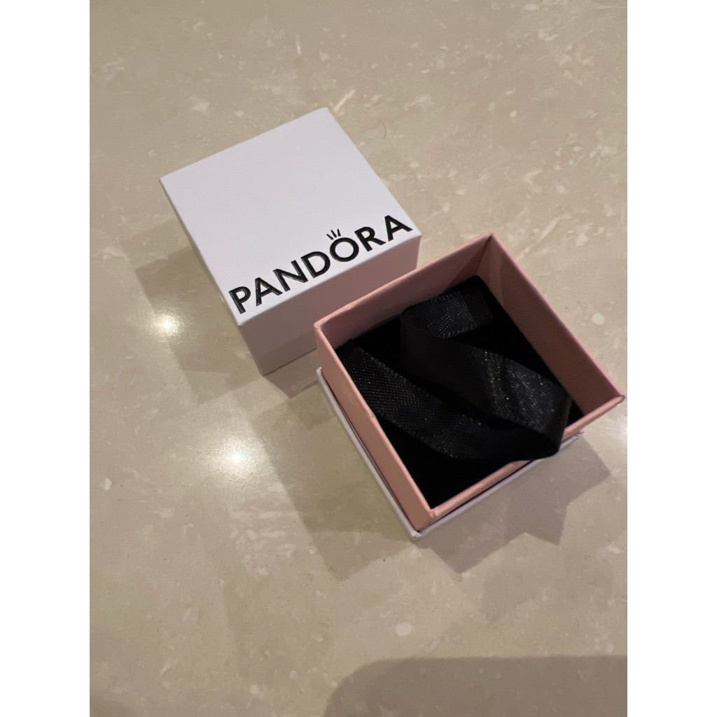 Hộp nhẫn túi giấy Pandora