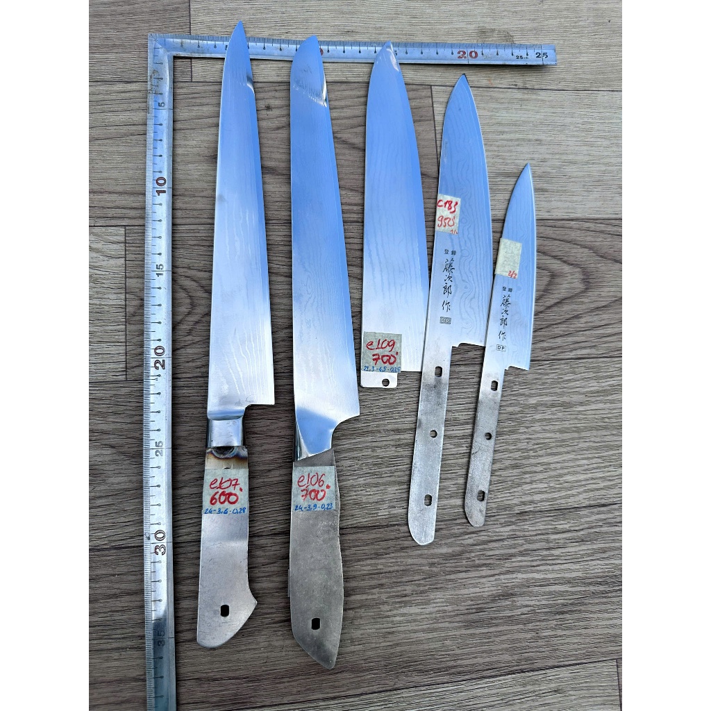Lưỡi dao Damascus hàng thanh lý