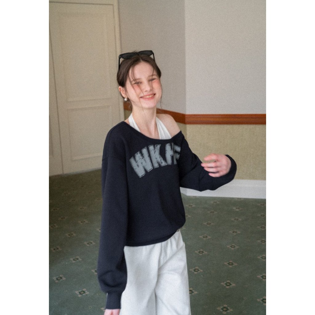 [HÀNG CHÍNH HÃNG] EGGKA E26A10342CY E26A50183CY Áo sweatshirt nữ tay dài, dáng suông, in chữ, lệch v